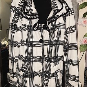 Cute Long jacket trench like black and white stripes With bows